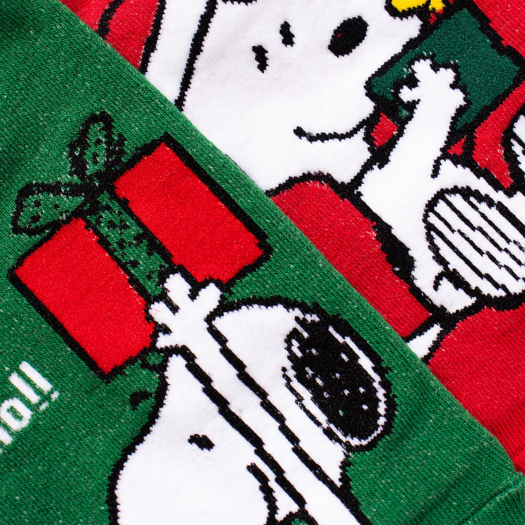 Peanuts : Winter themed socks